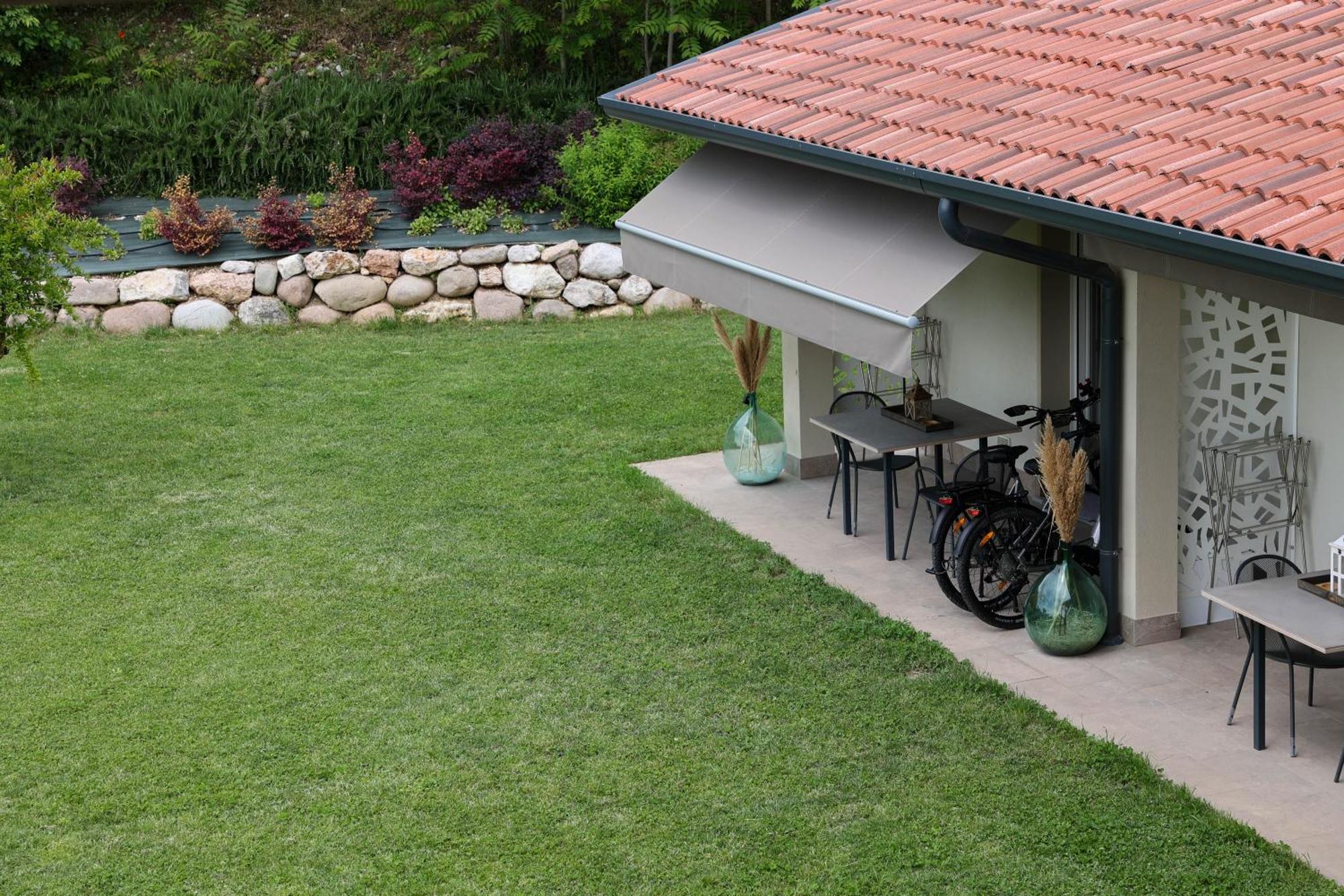 Bed And Breakfast Le Giale Castelnuovo del Garda Exterior foto